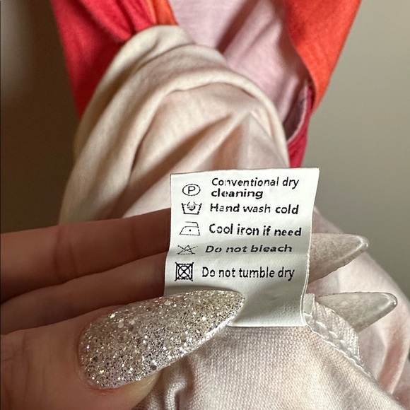 Gradient Sleeveless Cutout Dress - Picture 5 of 5